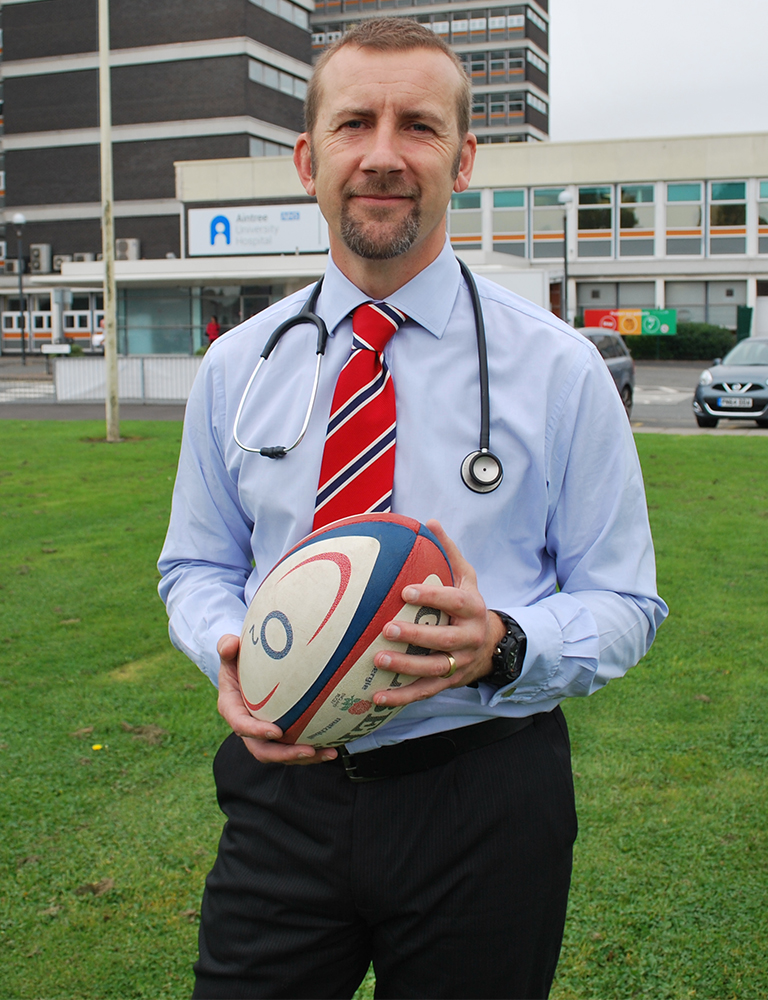 ABOUT DR NIGEL JONES I am a Consultant in Sport and Exercise Medicine who currently works as Head of Medical Services for the Great Britain Cycling Team.ABOUT DR NIGEL JONES I am a Consultant in Sport and Exercise Medicine who currently works as Head of Medical Services for the Great Britain Cycling Team.